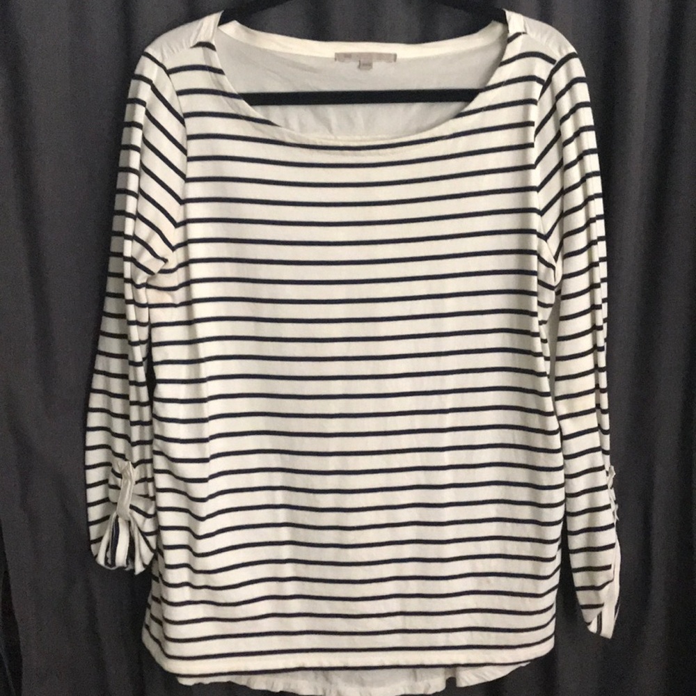 Gap black and white striped top